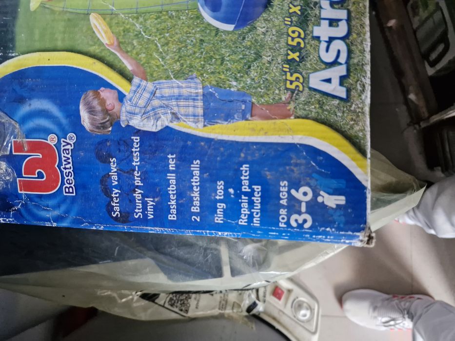 Piscina gomflabila pentru copii 3-6 ani