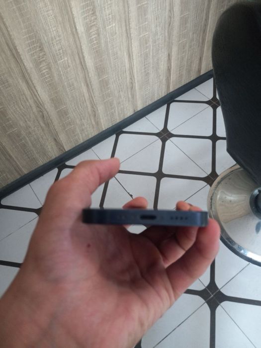 Iphone 12 mini sotiladi srochna ikkita ime utgan