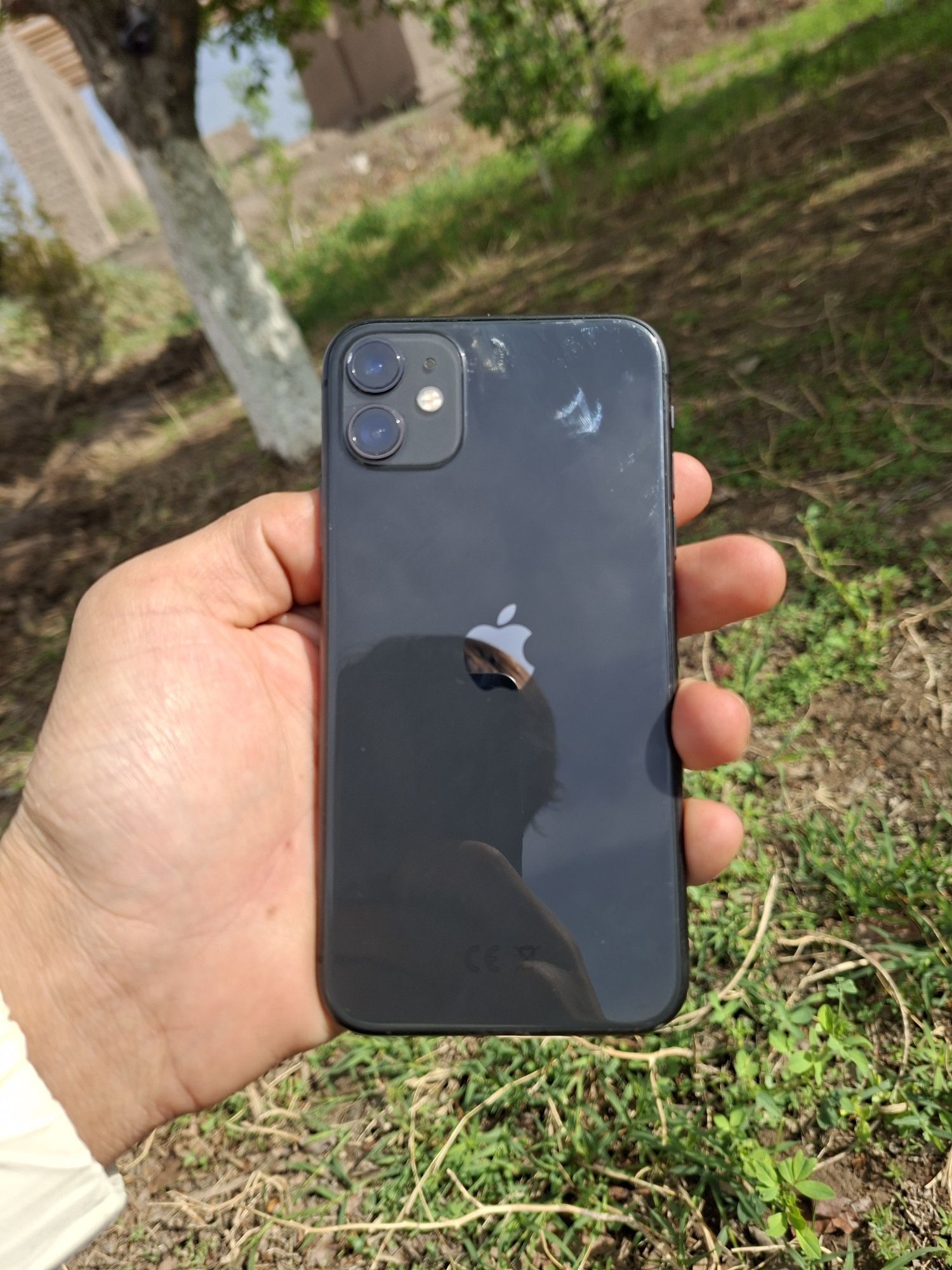 Iphone 11     128gb 86 %
