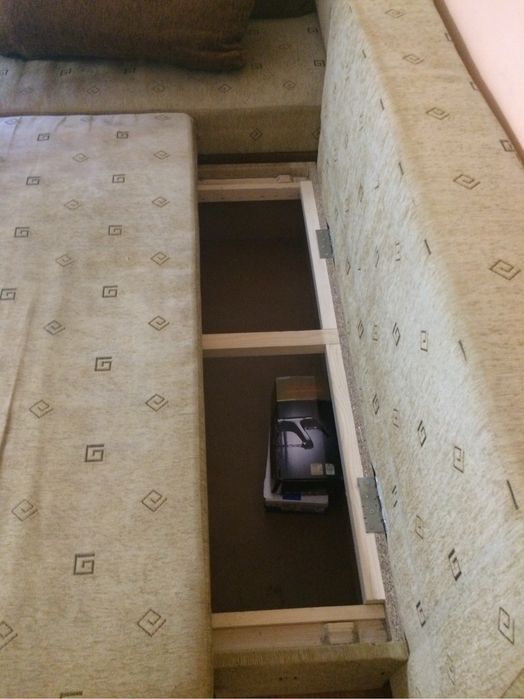 Ъглов диван -легло