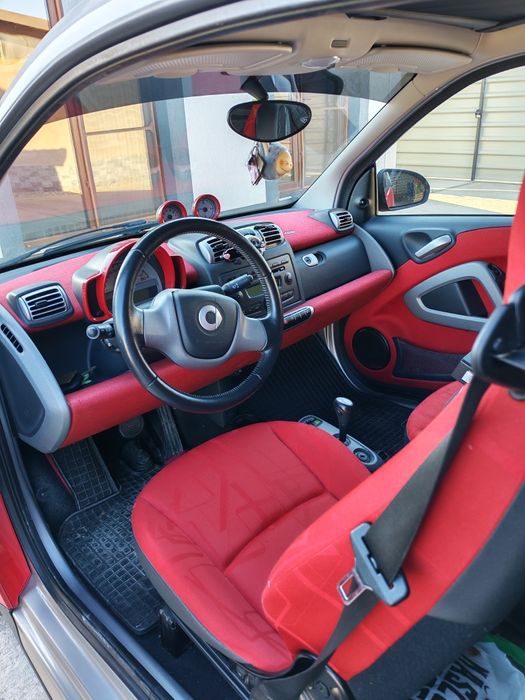 Vând smart fortwo 451 mhd 71cp 2011