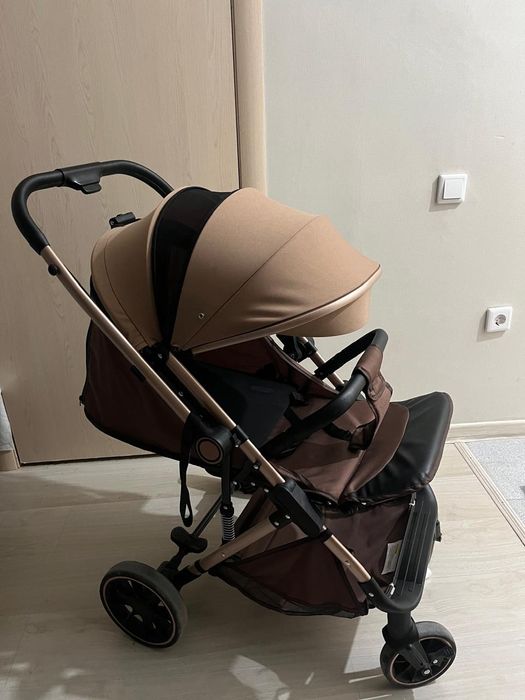 Коляска для прогулки