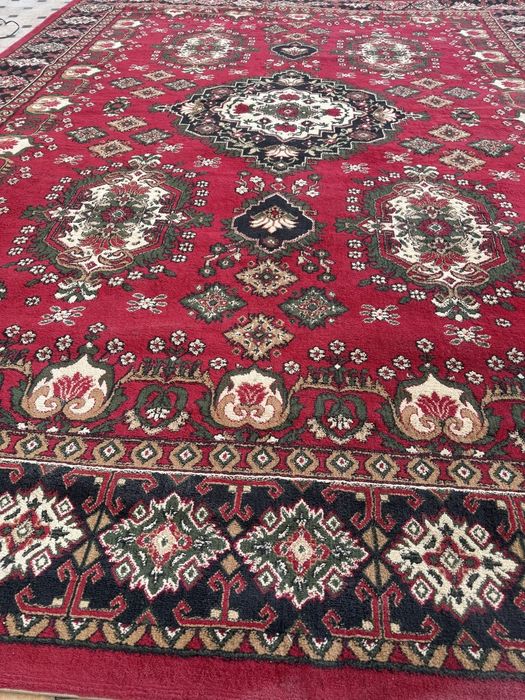 Gilam Sotiladi    3×4 srochna