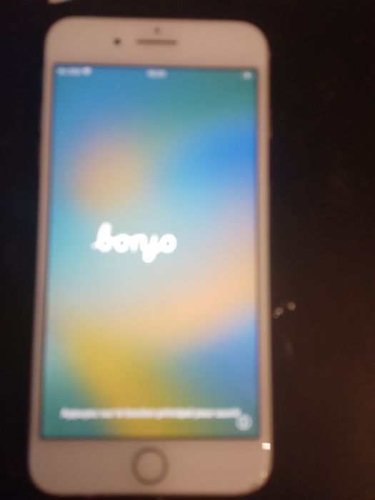 vând telefon iPhone 8 plus  pentru piese