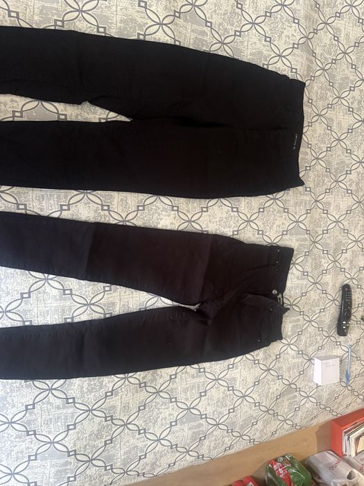 над 20 бр.-Дънки, суитшури и клинове за момиче