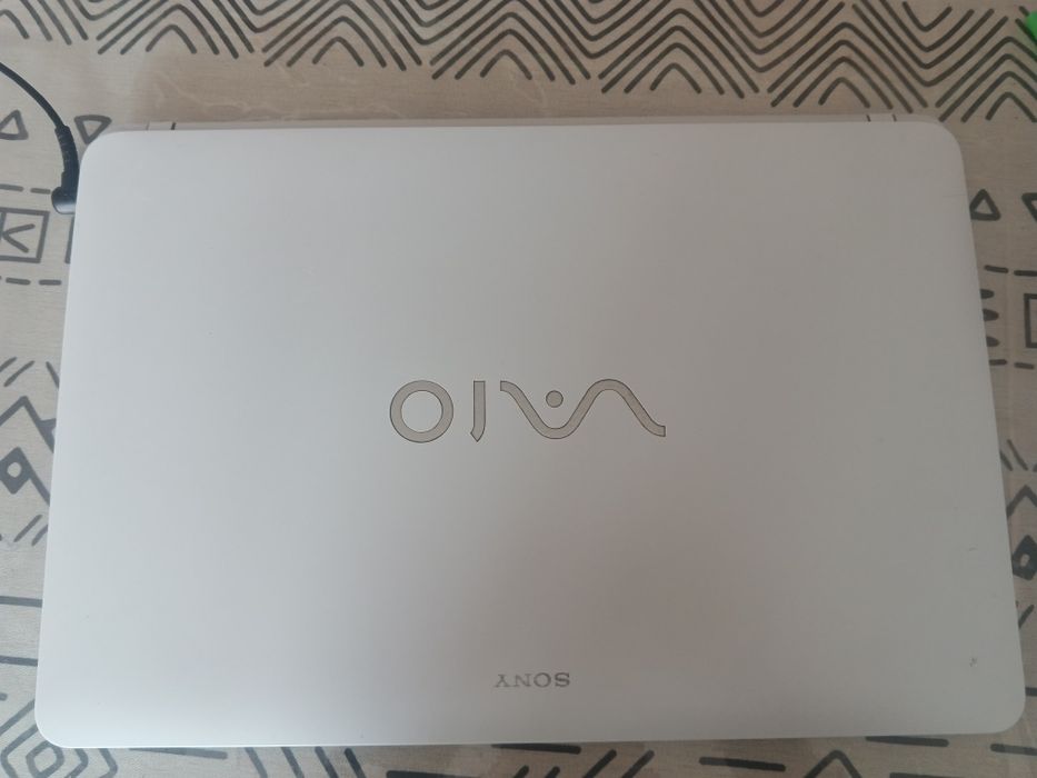 Продам ноутбук sony