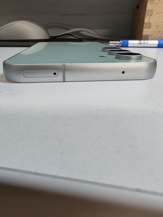 Samsung S 23 FE mint 5G 128 GB cod unic 1027 în condiții bune