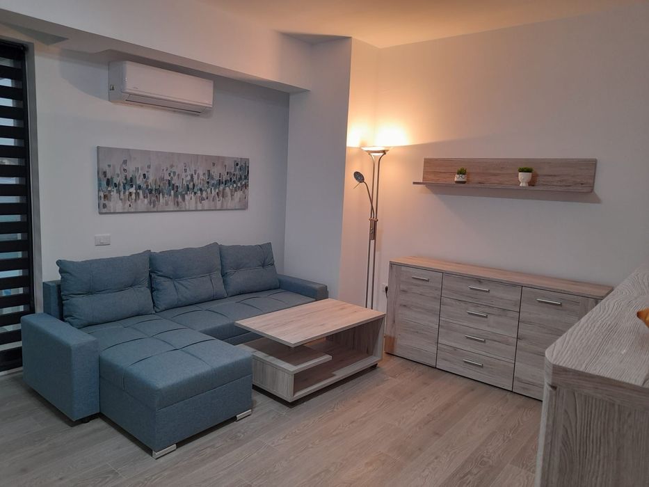 Inchiriez ap 2 camere Grande Beetle Pacurari