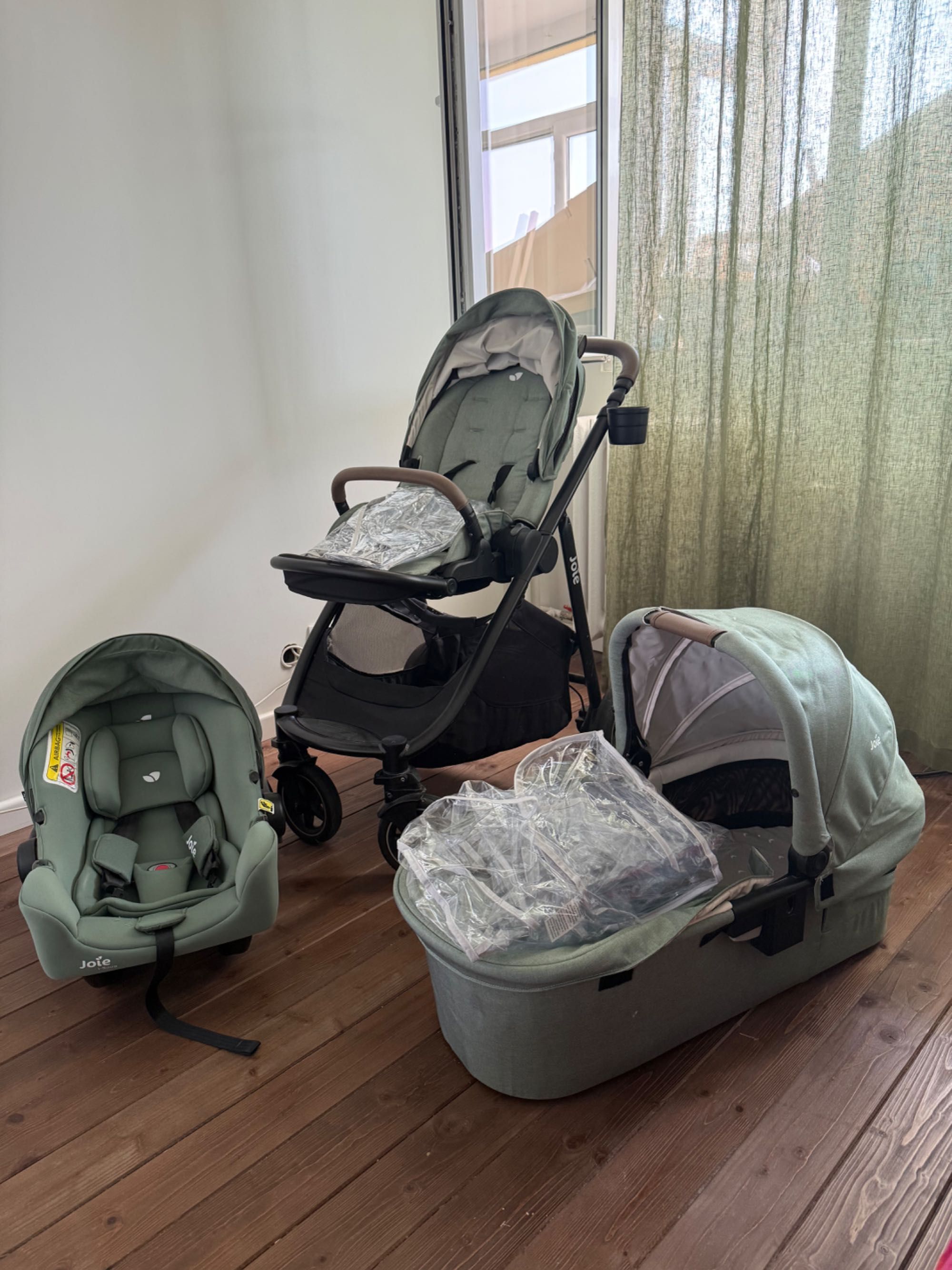 Cărucior Joie Versatrax 3 în 1 Laurel