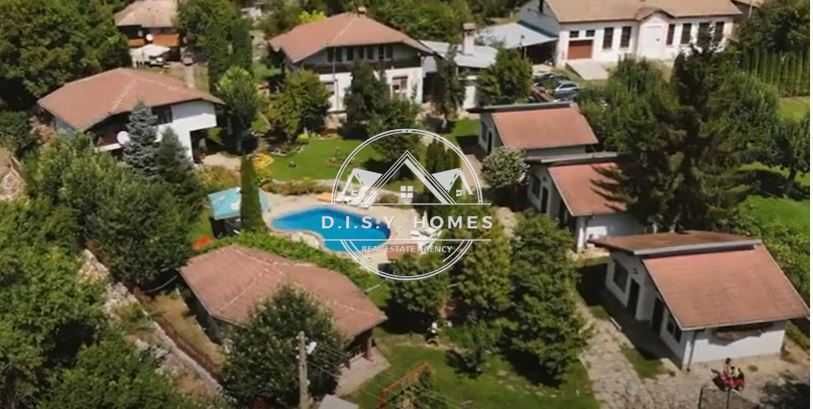 Продава се Къща в с. Емен, Област Велико Търново - 717 кв.м за 656 €/кв.м - Снимка #1