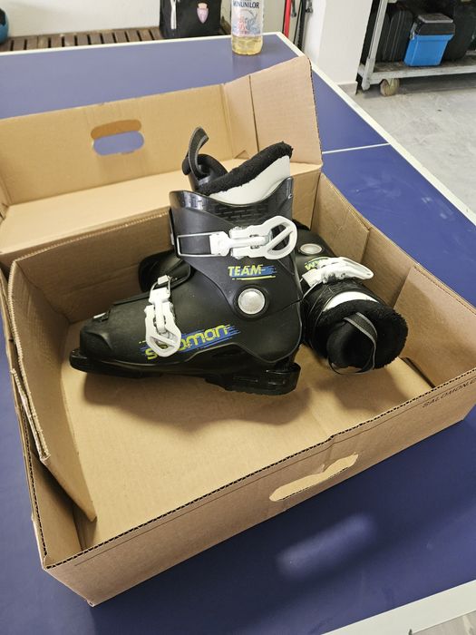 Clapari , casca si ski