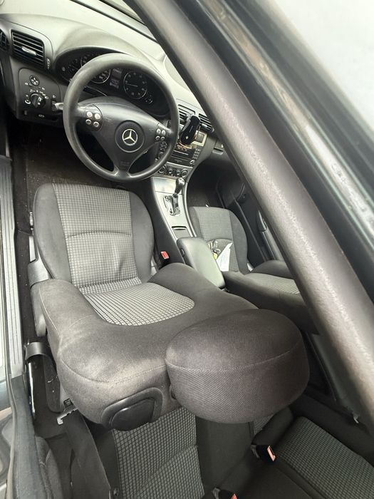 Mercedes-Benz C-Class SportCoupé CL203