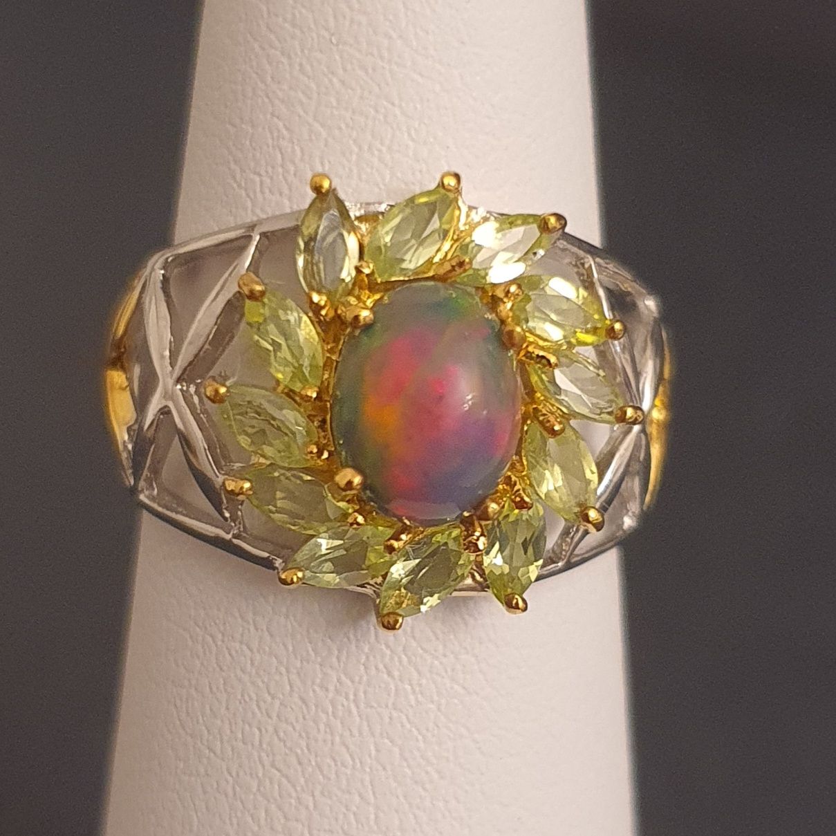 M54 inel argint 925 cu opal multicolor si peridot