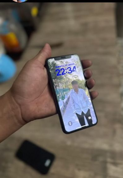 iphone xs sotiladi