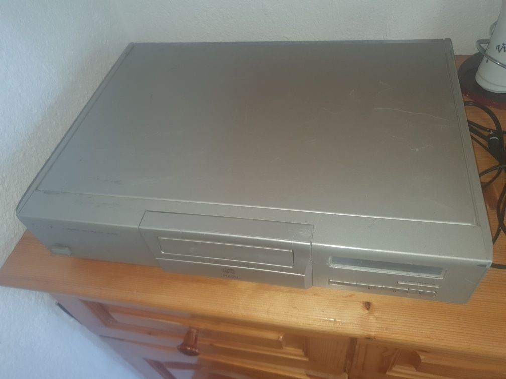 CD Player Technics