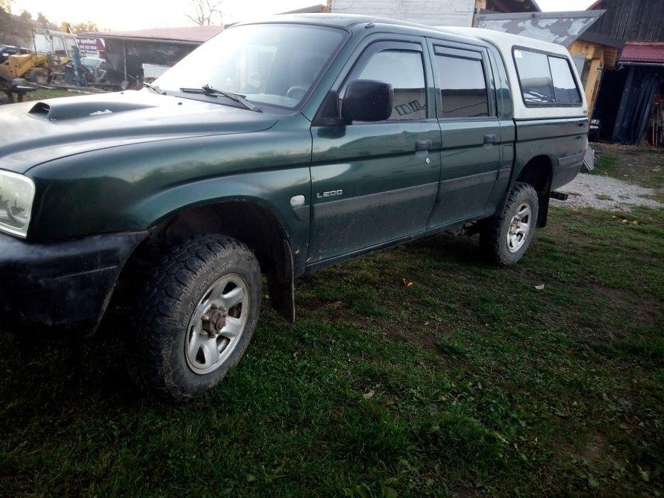 Mitsubishi L200 2002