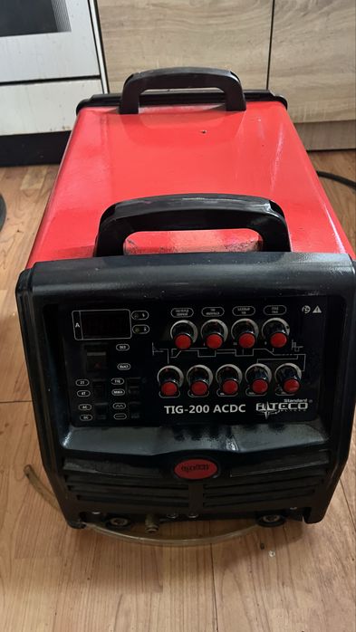 Сварочный аппарат alteco tig 200