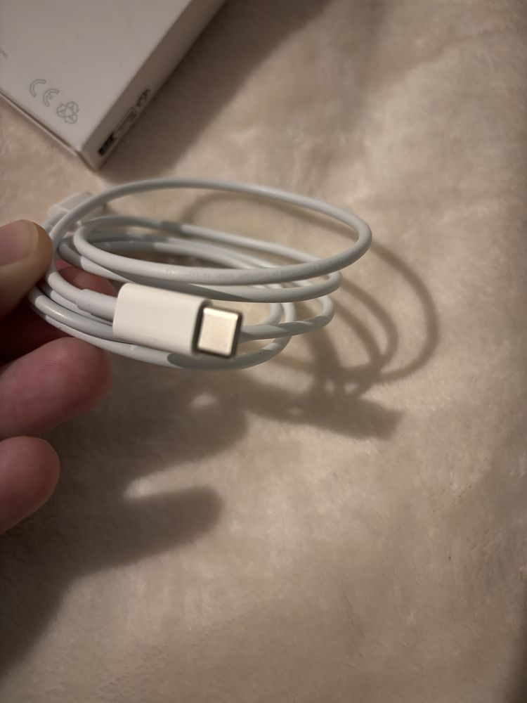 Cablu lightning usb c pentru iPhone