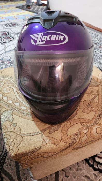 Каска для мотоцикла