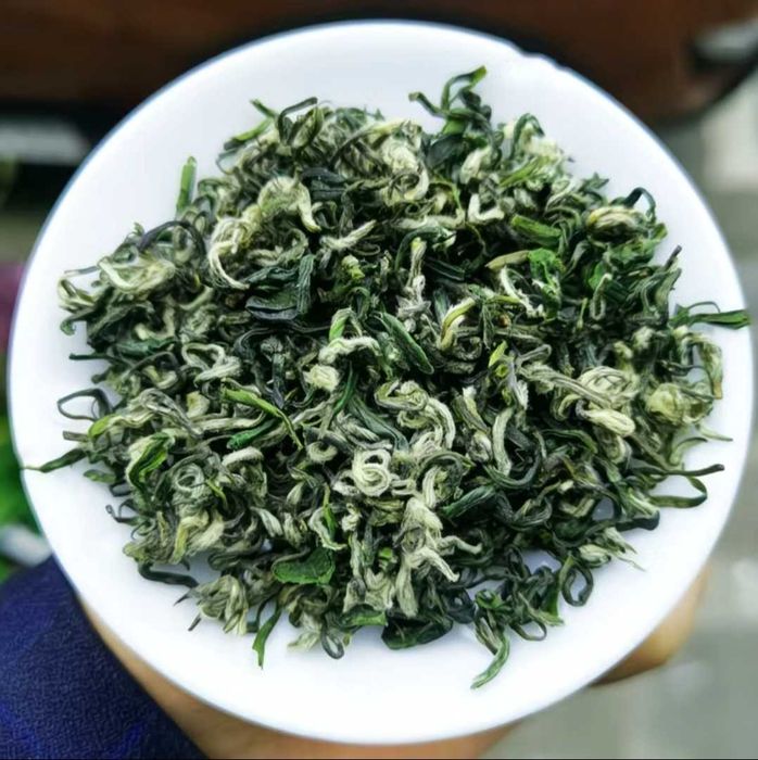 Китайский зелёный чай Дуюнь Маоцзянь