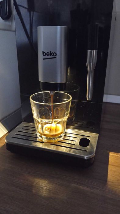 Masina de cafea Beko