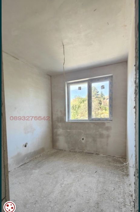 Продава се Тристаен апартамент в Варна, м-т Кочмар - 53 кв.м за 1680 €/кв.м - Снимка #1