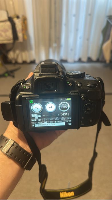 Aparat foto Nikon D5200 cu accesorii