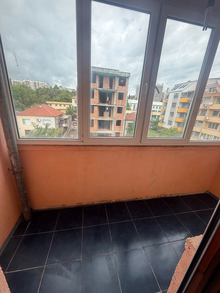 Дава се под наем Тристаен апартамент в Стара Загора, Била - 124 кв.м за 255 € - Снимка #10