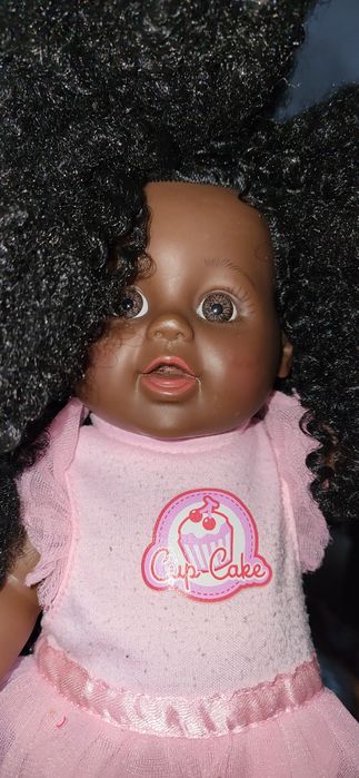 Papusa  și pătuț lemn  designa friend