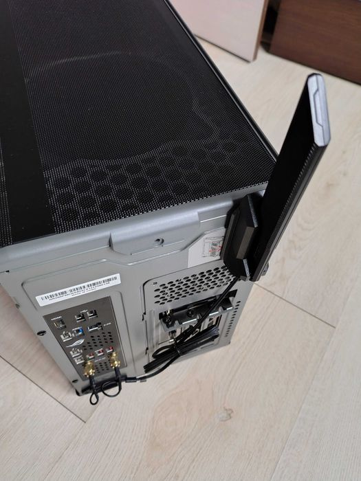 PC Gaming Intel i7-13700K, 32GB DDR5, 2Tb, MSI RTX 4080 Suprim X 16GB