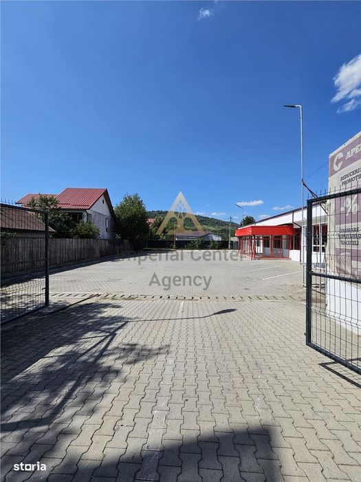 Cladire Individuala ( Spatiu Comercial) Cu Teren De Vanzare In Onesti