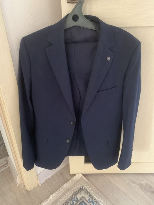 Школьный костюм тройка