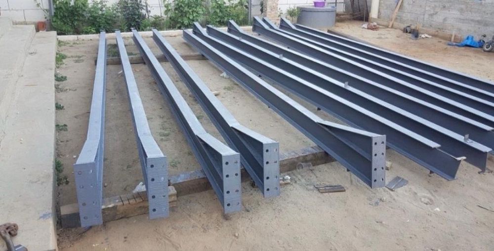 Vând hala metalica 10x25