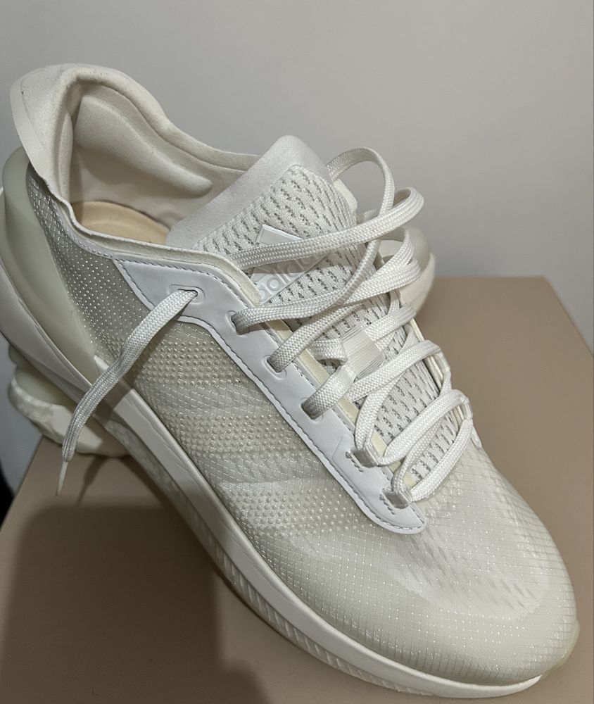Adidas Arvyn Bounce originali, masura 44 2/3