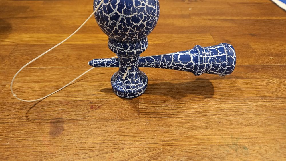 Kendama în stare bună!!! La doar 55 lei!