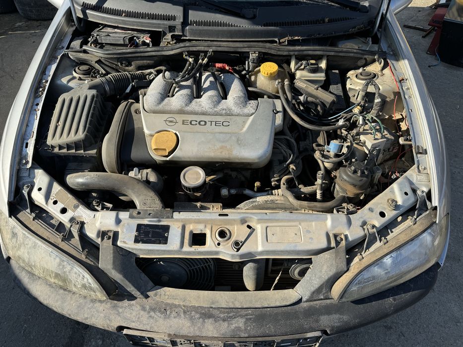 Опел Тигра 1.4 16v 90кс 1999г На Части