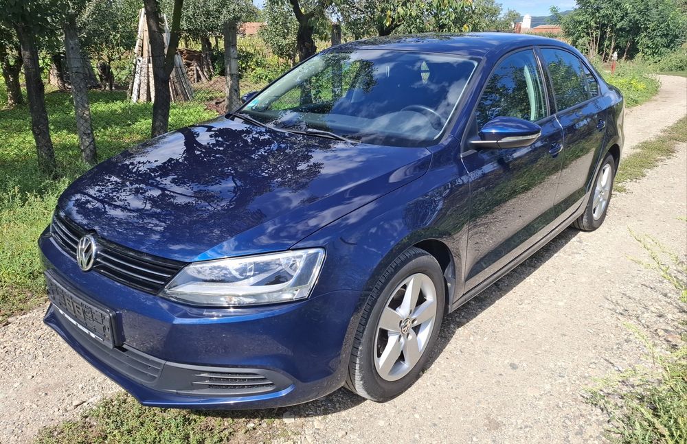 Jetta 1.2 E5 2011  Clio 1.2 Benz E6 2018