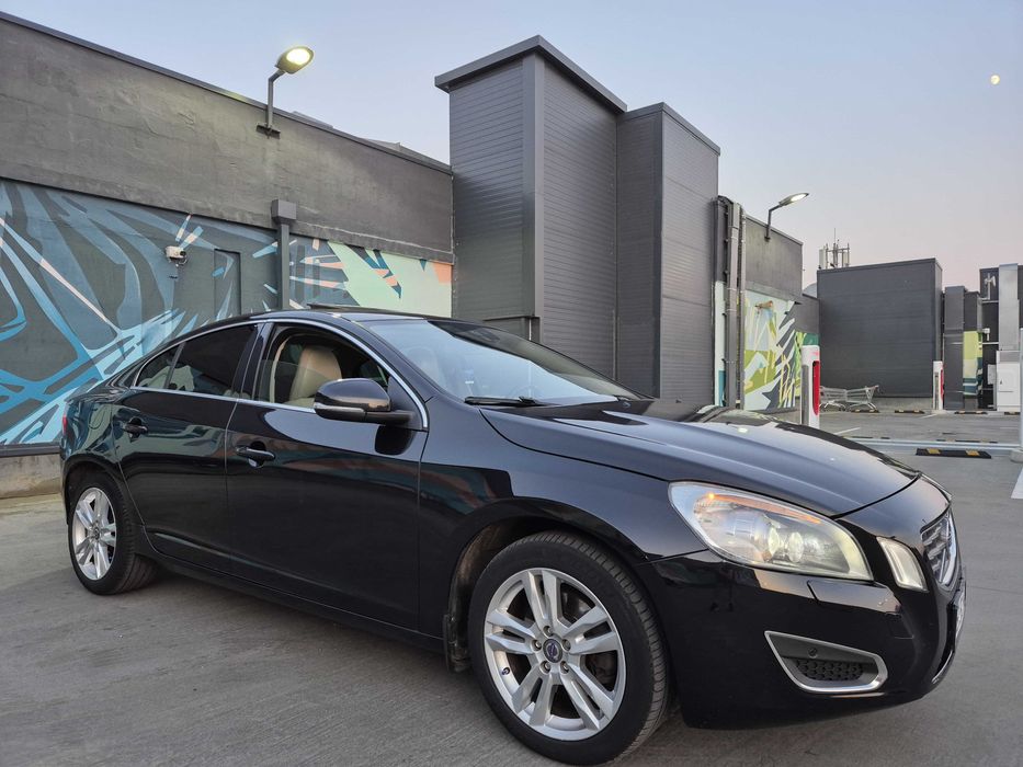 Volvo S60 2011 1.6Drive FULL