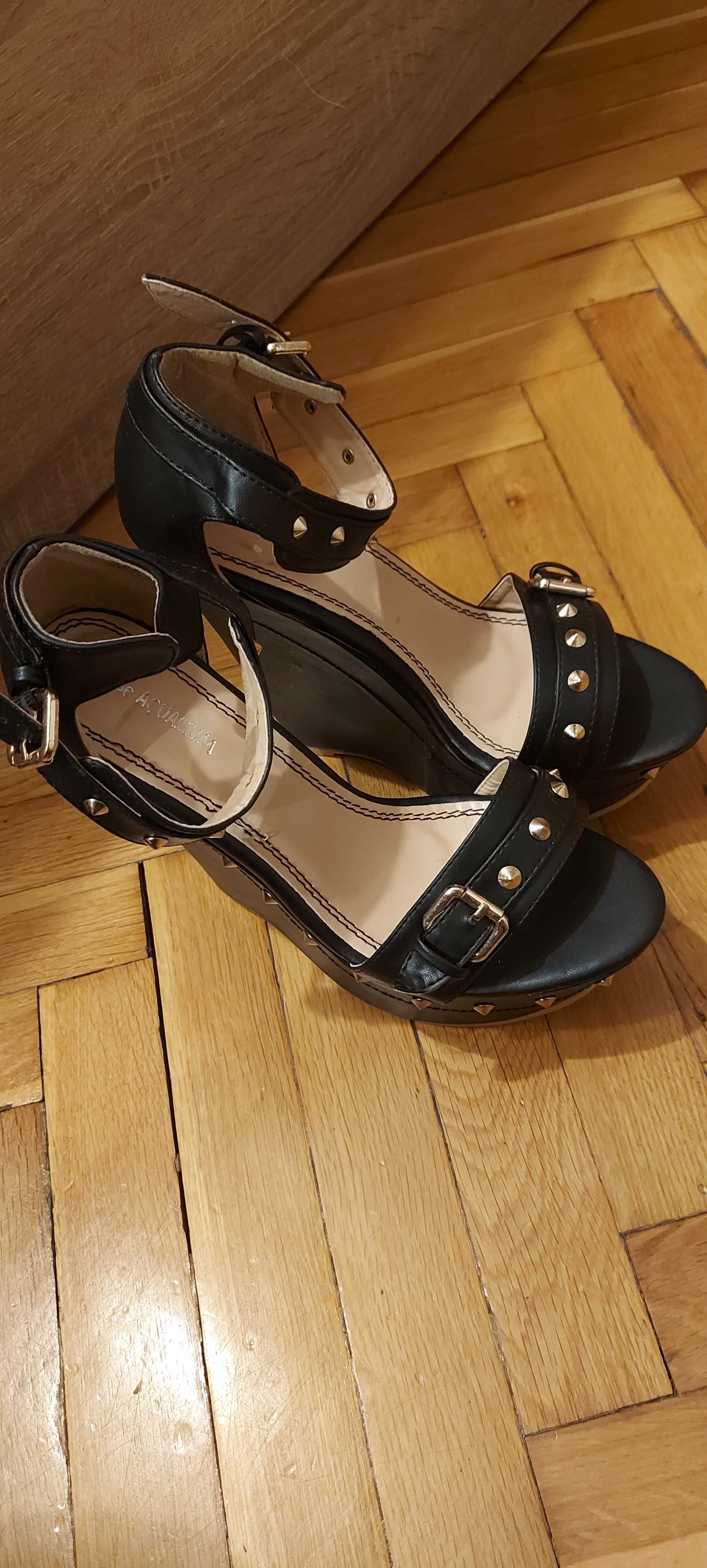 Уникални дамски сандали/ обувки на платформа