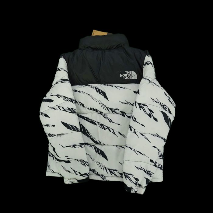 Geaca The North Face 700!! Noua!!