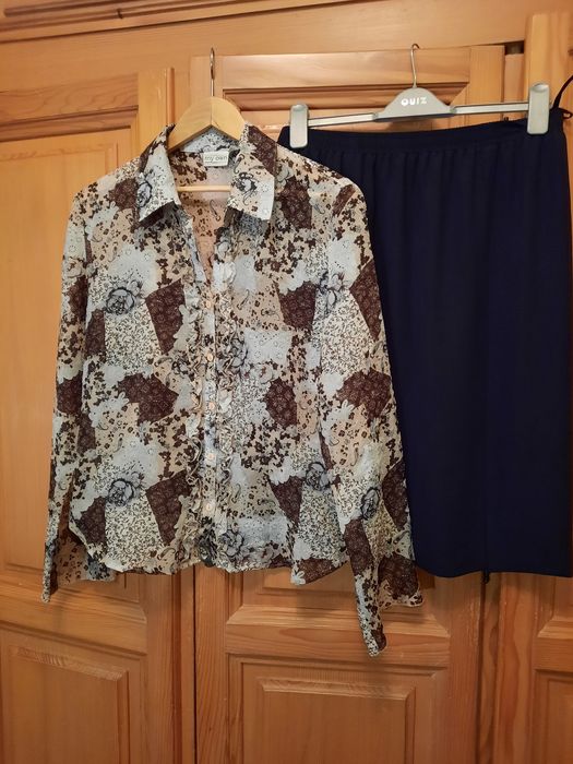 Compleu asortat bleumarin mărimea 44-46