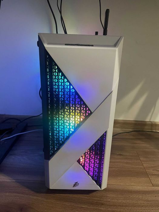 PC GAMING - i5 12400F, RTX 4060 8GB