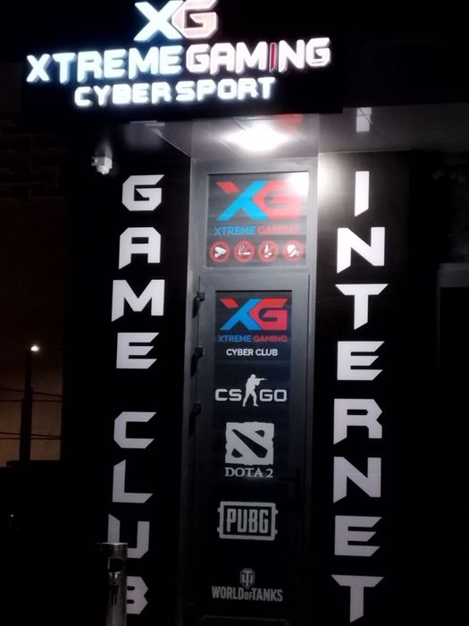 Продам готовый компьютерный клуб возле станции метро и конечки автобус