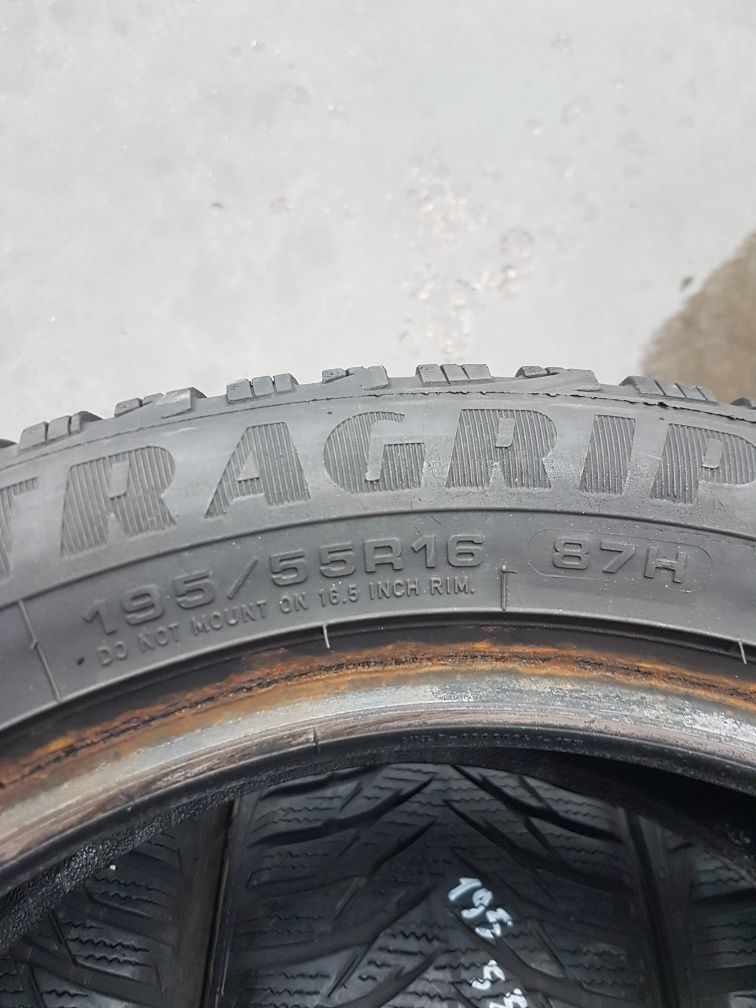 Зимни гуми 4 броя GOODYEAR UltraGrip8 195 55 R16 дот 1615