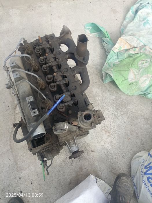 Mator sotiladi . Hamma narsasi ishlaydi .