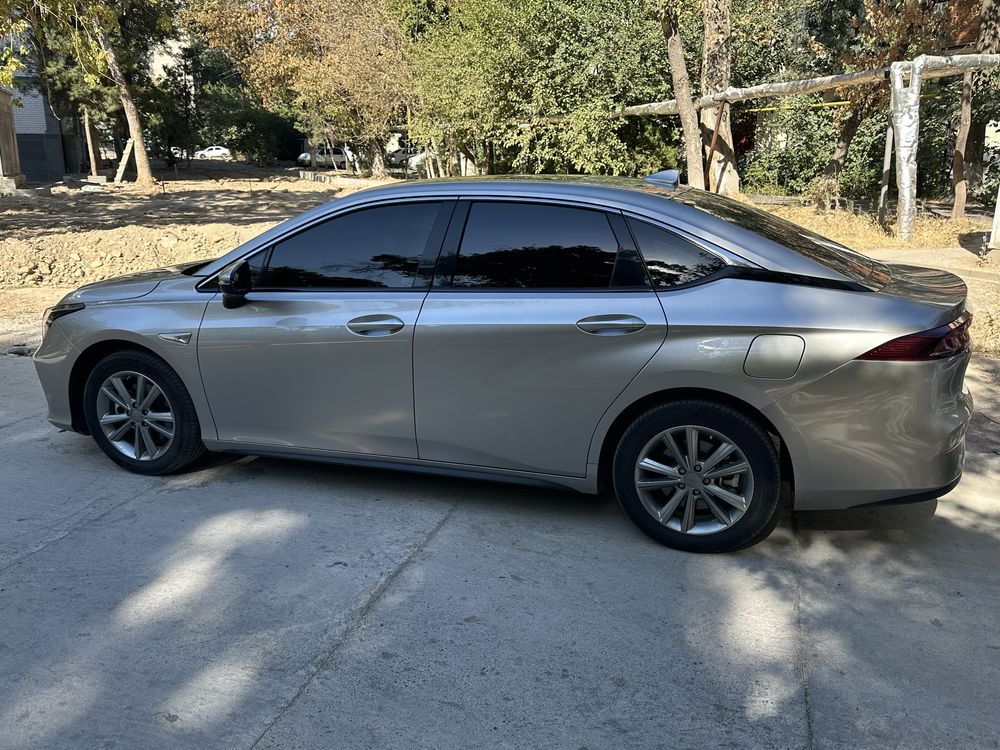 Gac aion s 580 sedan