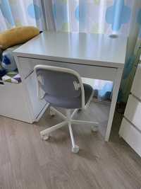 детско бюро със стол