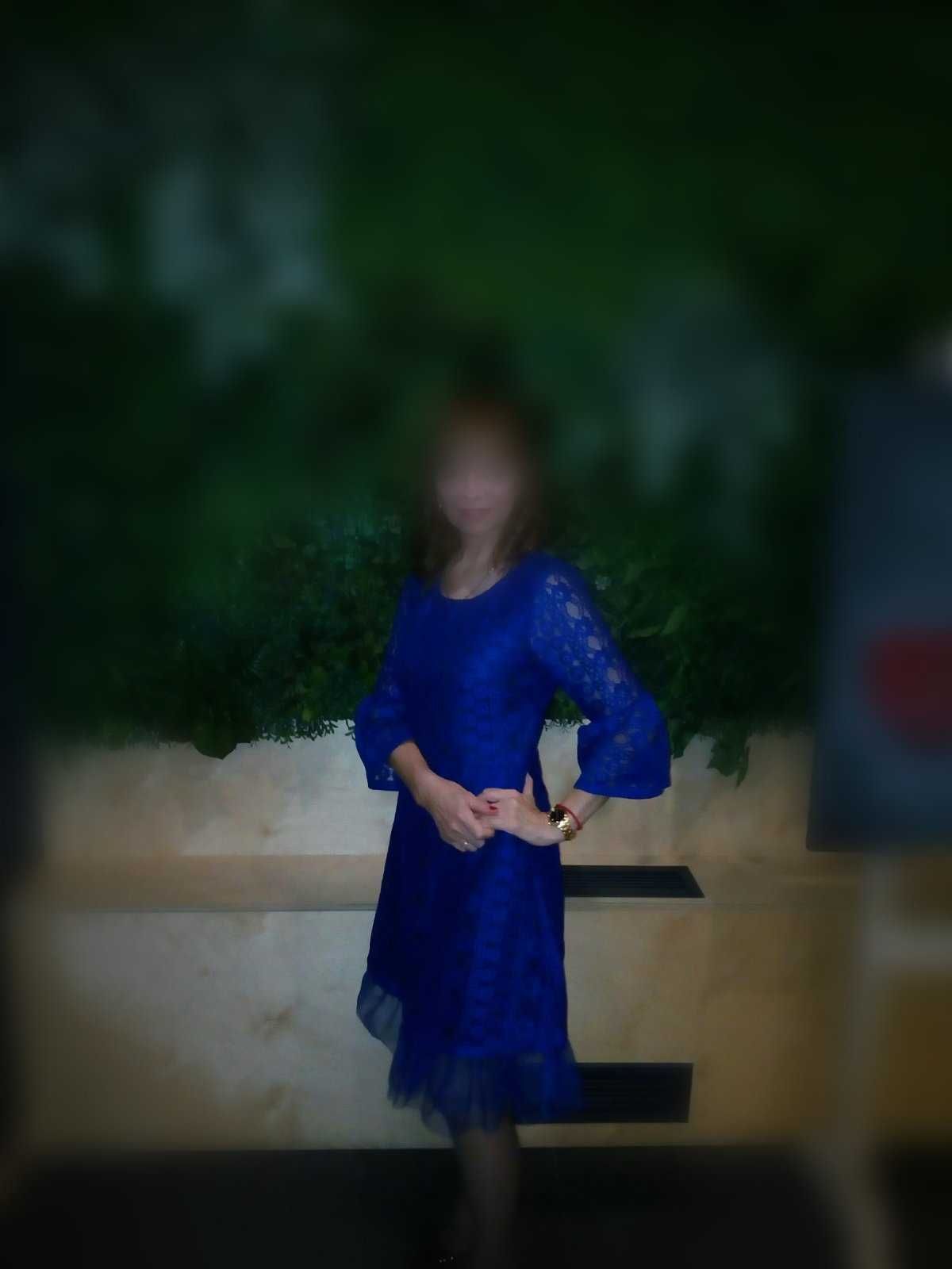 Дамска рокля синя дантела