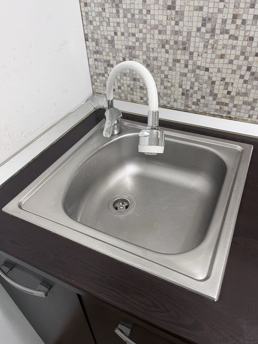 Кухнята е в добро състояние