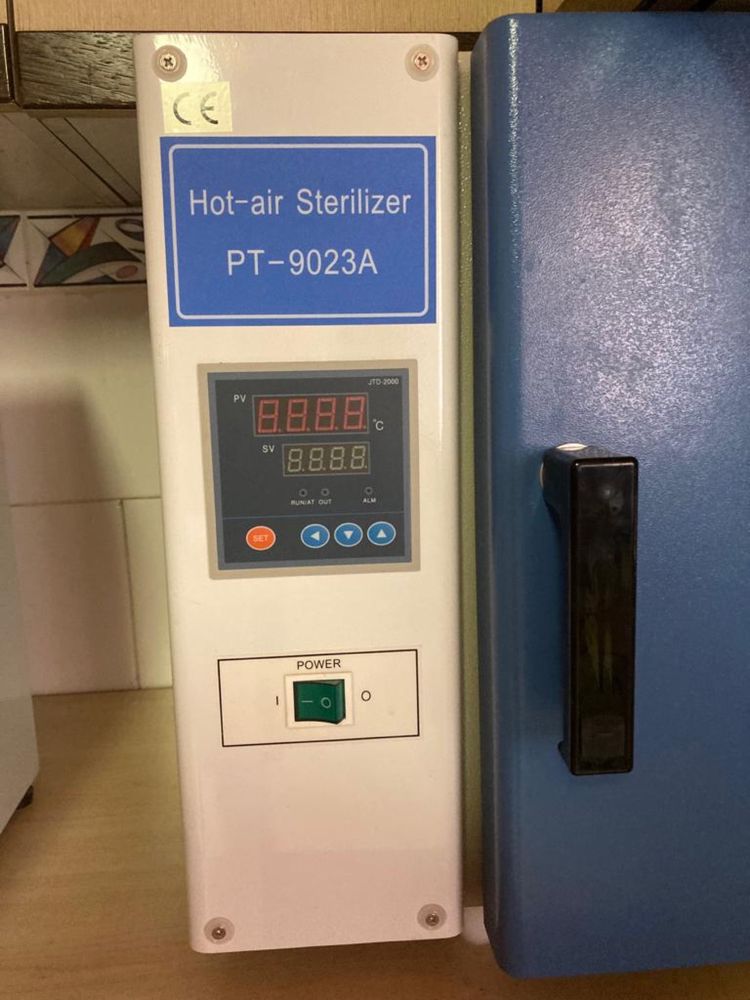 Sterilizator cu aer cald PT-9023A, 35 litri